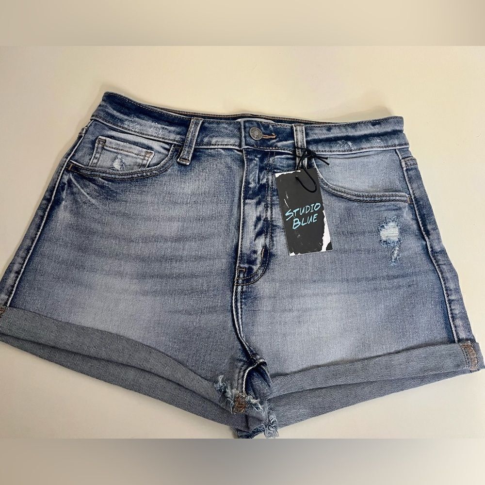 NWT - Studio Blue Jean Shorts -28